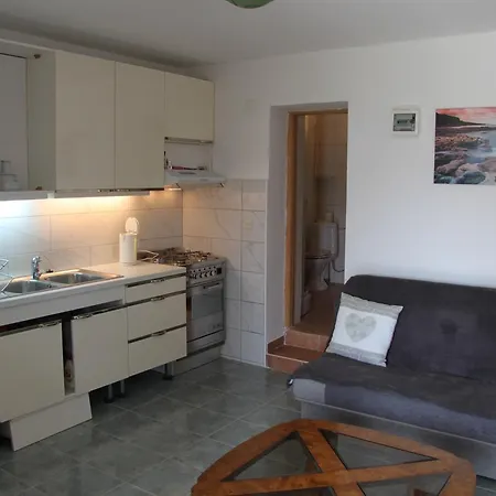 Ivana Semesterbostad